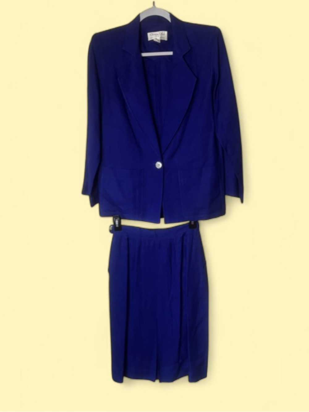 Vinatge Christian Dior Petite Bright Blue Rayon Suit
Set Size 6/8